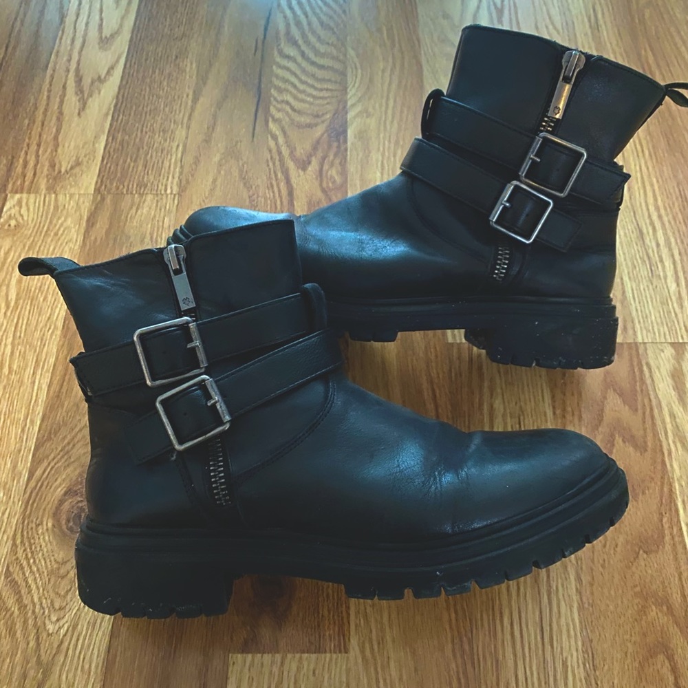 Lucky brand 38.5 EU 7.5US BOOTS LEATHER BLACK
